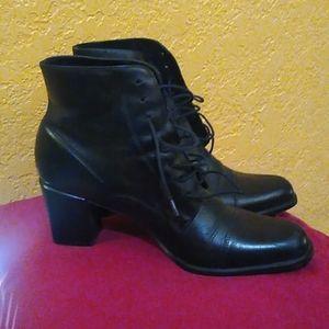 Calico Ankle Boots Size 9
